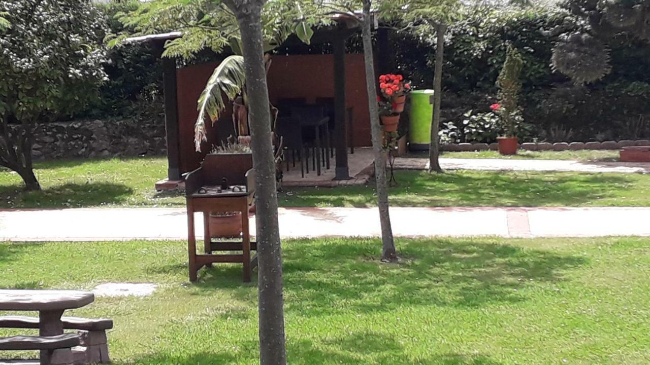 Posada Las Anjanas Tagle Exterior foto